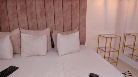 Amber online show from November 28, 2025, 5:37 pm