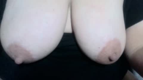 Snapshot of ammendo chatting on December 29, 2024, 5:21 am amimarie online show from December 29, 2024, 5:21 am