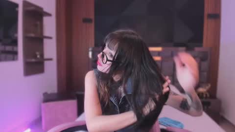 Snapshot of ammie_rouge chatting on September 23, 2025, 2:09 pm Ammie rouge online show from September 23, 2025, 2:09 pm