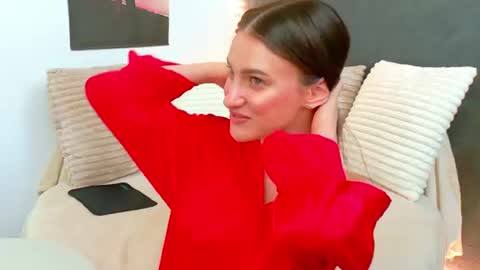 Snapshot of ammirra_a chatting on July 7, 2026, 4:37 am Amira online show from July 7, 2026, 4:37 am