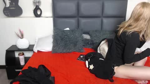 Amnesia online show from September 20, 2025, 12:17 pm