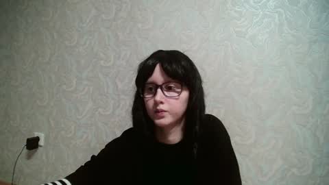 Amomira online show from February 5, 2025, 3:09 pm