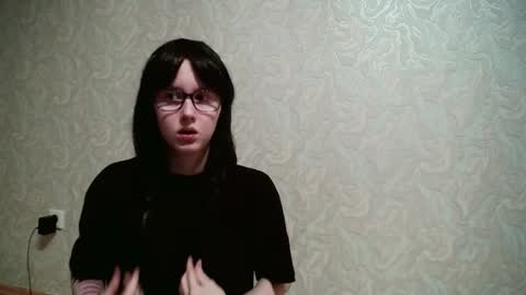 Amomira online show from November 4, 2025, 1:59 am