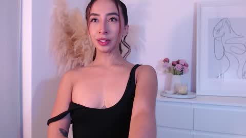 Sophi online show from February 5, 2026, 2:38 am