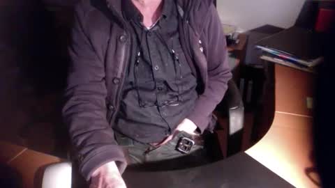 Amor2200 online show from January 27, 2025, 4:43 pm