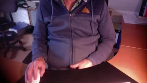 Amor2200 online show from October 15, 2025, 7:41 am