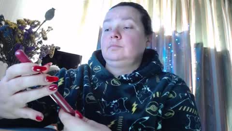 amorelara online show from January 18, 2026, 9:24 am