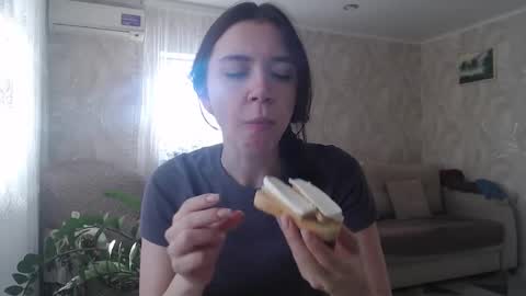 miss unforgettable online show from November 4, 2025, 6:56 am