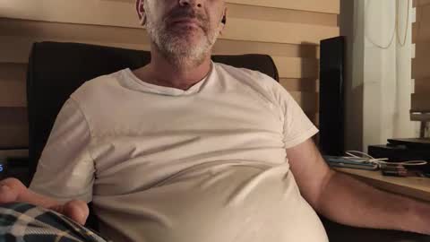 AmorLin online show from March 28, 2026, 6:29 pm