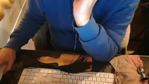 Snapshot of amslave4f chatting on February 5, 2025, 11:34 am amslave4f online show from February 5, 2025, 11:34 am