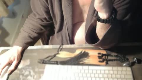 amslave4f online show from February 13, 2026, 9:16 am