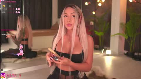    -------------   online show from September 12, 2025, 10:32 pm