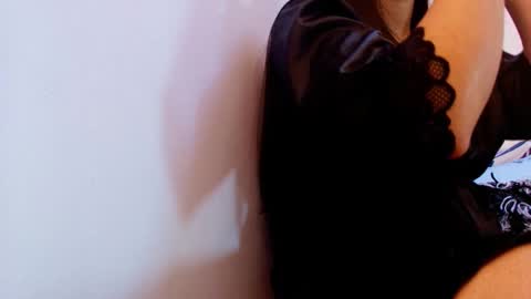 amy__wats0n online show from October 4, 2025, 7:12 pm