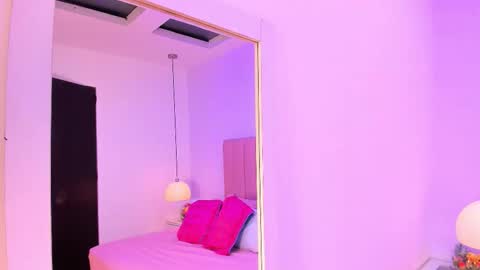 Aleja   online show from October 17, 2025, 3:31 am