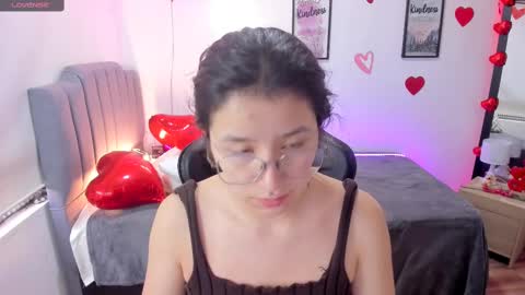 Amy sophia 3 online show from February 17, 2025, 1:21 pm