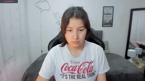 Amy sophia 3 online show from September 11, 2025, 11:32 am