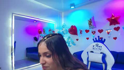 Snapshot of amy_whitney chatting on February 17, 2026, 3:36 am Amy online show from February 17, 2026, 3:36 am