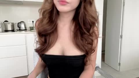 Snapshot of amyalwayshere chatting on April 23, 2026, 2:19 pm girl next door named Amy online show from April 23, 2026, 2:19 pm
