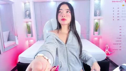 Snapshot of amycolman_ chatting on October 24, 2025, 2:02 pm amy online show from October 24, 2025, 2:02 pm