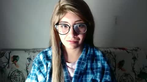 Snapshot of amycosplay99 chatting on December 24, 2024, 7:17 am amycosplay99 online show from December 24, 2024, 7:17 am