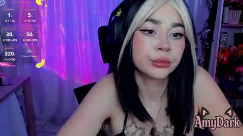 Amy online show from October 16, 2025, 10:11 pm
