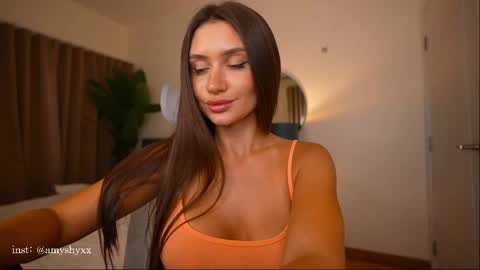 amylure online show from April 11, 2026, 2:54 pm