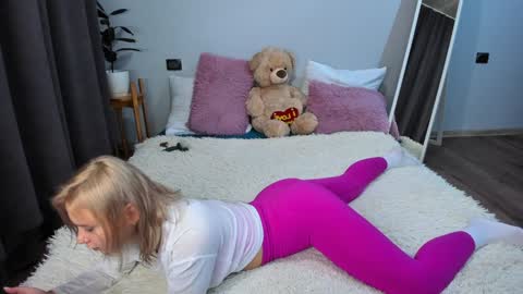 amymilson online show from December 19, 2024, 7:18 pm