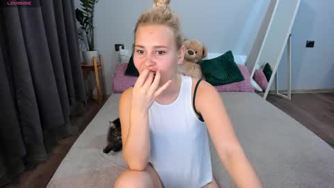 amymilson online show from March 3, 2025, 4:35 pm