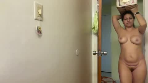 Snapshot of amysmilez chatting on February 1, 2025, 3:28 pm Amy Smilez online show from February 1, 2025, 3:28 pm