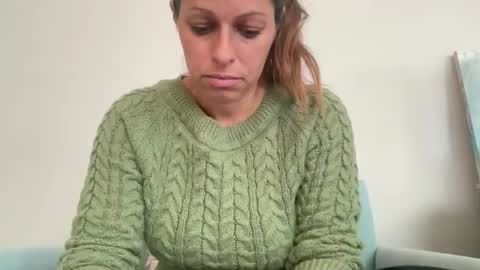 Snapshot of amysmilez chatting on October 17, 2025, 3:47 pm Amy Smilez online show from October 17, 2025, 3:47 pm