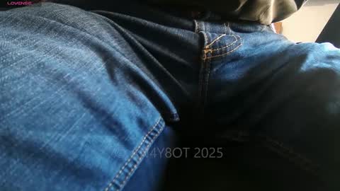 A online show from January 30, 2025, 12:27 pm