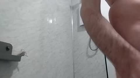 A online show from April 5, 2026, 8:17 pm