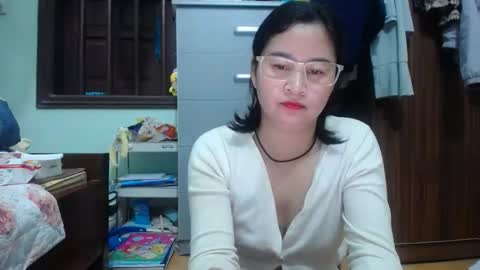 an_naughty online show from November 4, 2025, 8:35 am