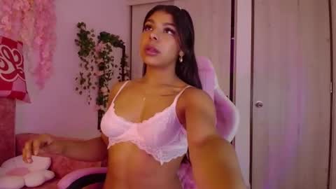 Ana online show from June 25, 2026, 5:12 am