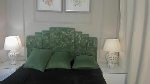 Ana  online show from March 2, 2025, 10:56 am