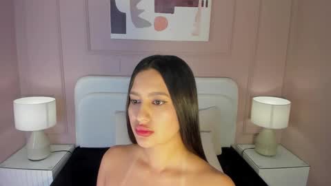 Ana  online show from March 9, 2025, 11:03 am