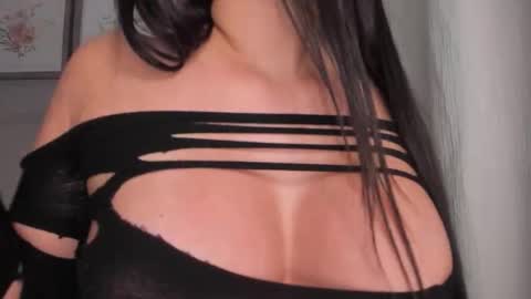 Ana  online show from March 6, 2026, 11:28 am