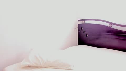 Ana  IG an castillo 1 online show from February 14, 2025, 2:02 pm