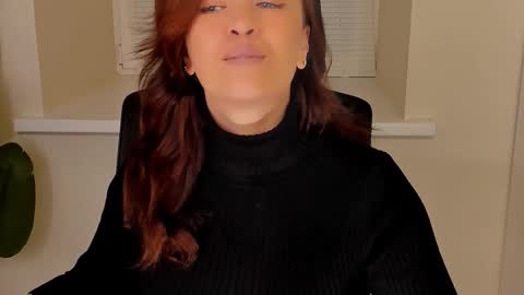 Ana online show from November 11, 2025, 10:15 am