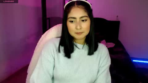 Ana Ricciardi online show from November 17, 2025, 3:56 am