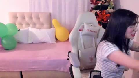 Im anna but you can call me as you want online show from November 20, 2025, 10:20 pm