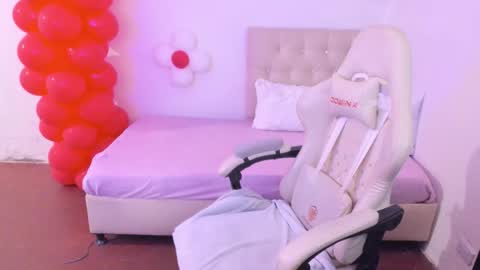 Im anna but you can call me as you want online show from March 13, 2026, 10:49 pm