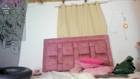 Ana online show from November 7, 2025, 11:05 pm