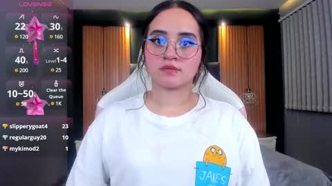 Ana online show from February 6, 2025, 10:43 pm