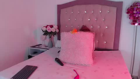 Ana Moon  online show from January 8, 2026, 4:26 am