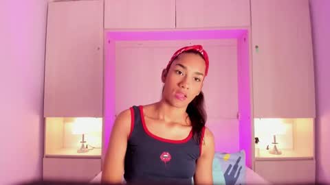 Snapshot of anaacollins_ chatting on February 17, 2026, 11:29 am anaacollins_ online show from February 17, 2026, 11:29 am