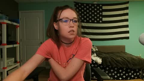 Snapshot of anabelleleigh chatting on February 25, 2026, 3:27 am Anabelleleigh online show from February 25, 2026, 3:27 am