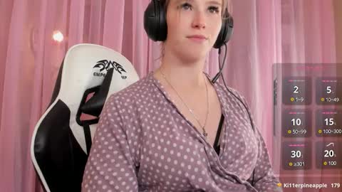 Snapshot of anabelmelody chatting on October 3, 2025, 6:38 pm AnabelMelody online show from October 3, 2025, 6:38 pm