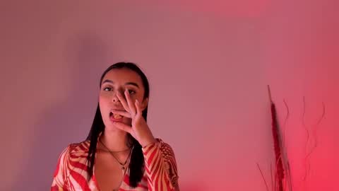 ANABEL WOLF  online show from February 11, 2025, 11:22 pm