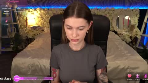 Nika online show from April 18, 2026, 12:42 pm